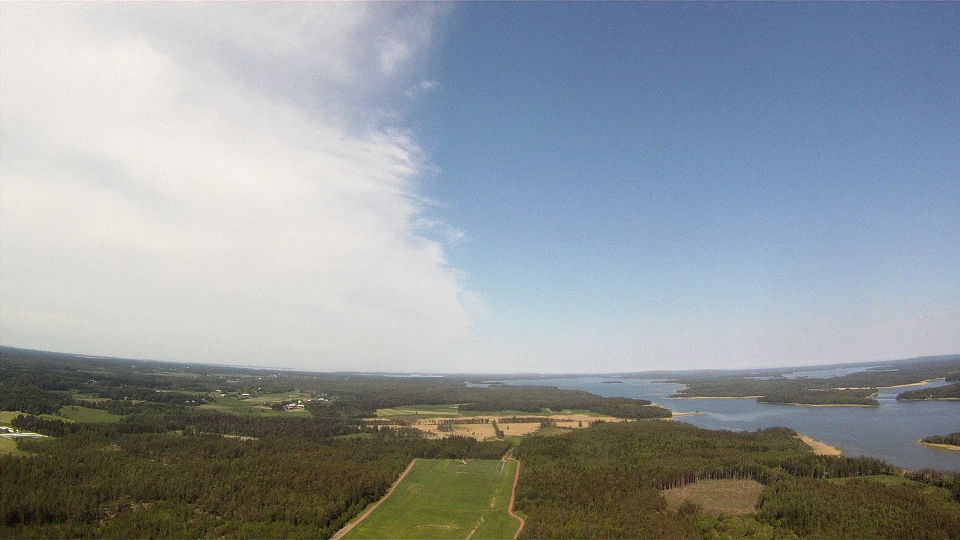 vlcsnap-2014-06-08-16h47m01s156.png