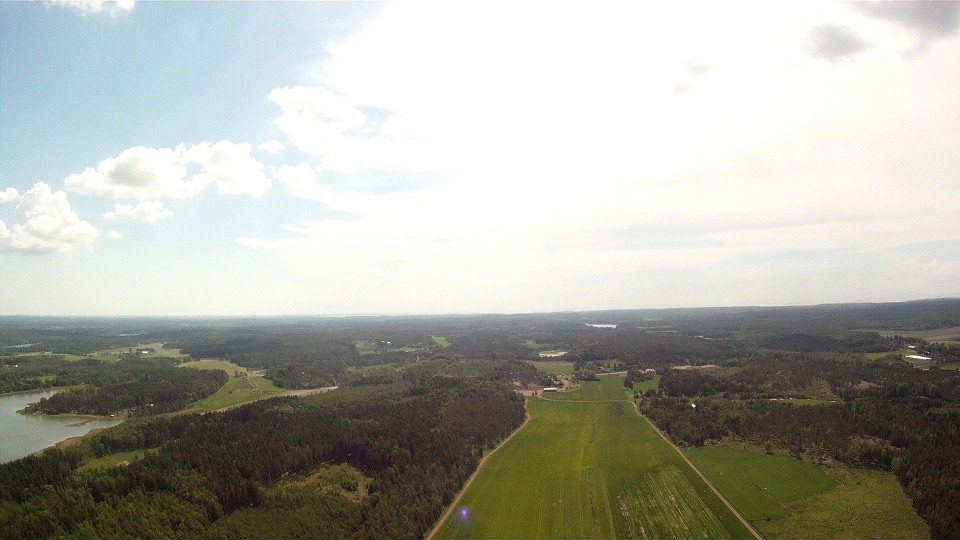 vlcsnap-2014-06-08-16h47m41s55.png