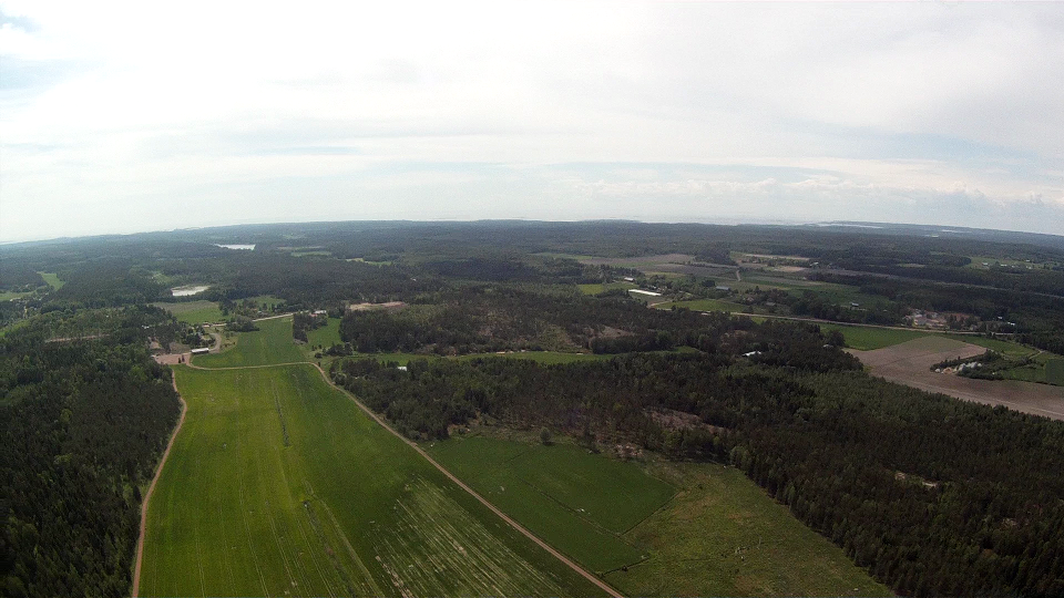 vlcsnap-2014-06-08-16h48m08s70.png