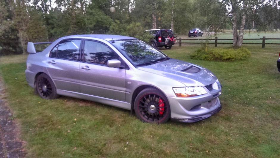 Evo 8.jpg