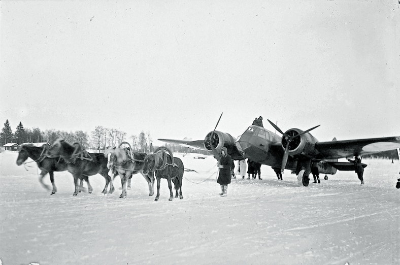 finland_bristol_blenheim_andra_varldskriget-l-iO__zRokN7BJjmm8-e5A.jpg