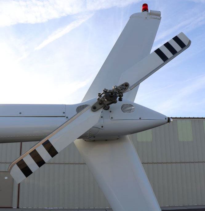 206B-rotor-blade.jpg