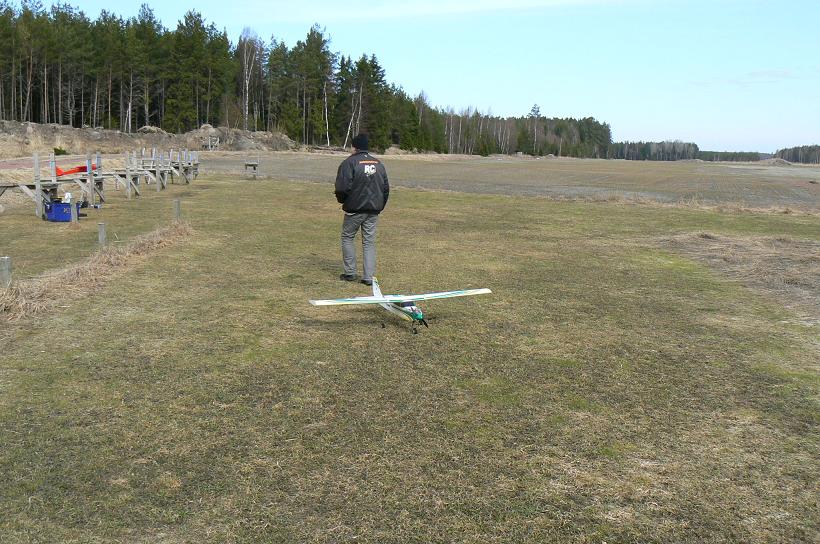 Mr.X och Sky Raider motorstop 16.04.2011.JPG
